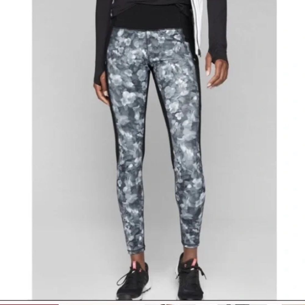 Athleta Frost High Traverse Floral Leggings XS – Warm, 4 Pockets